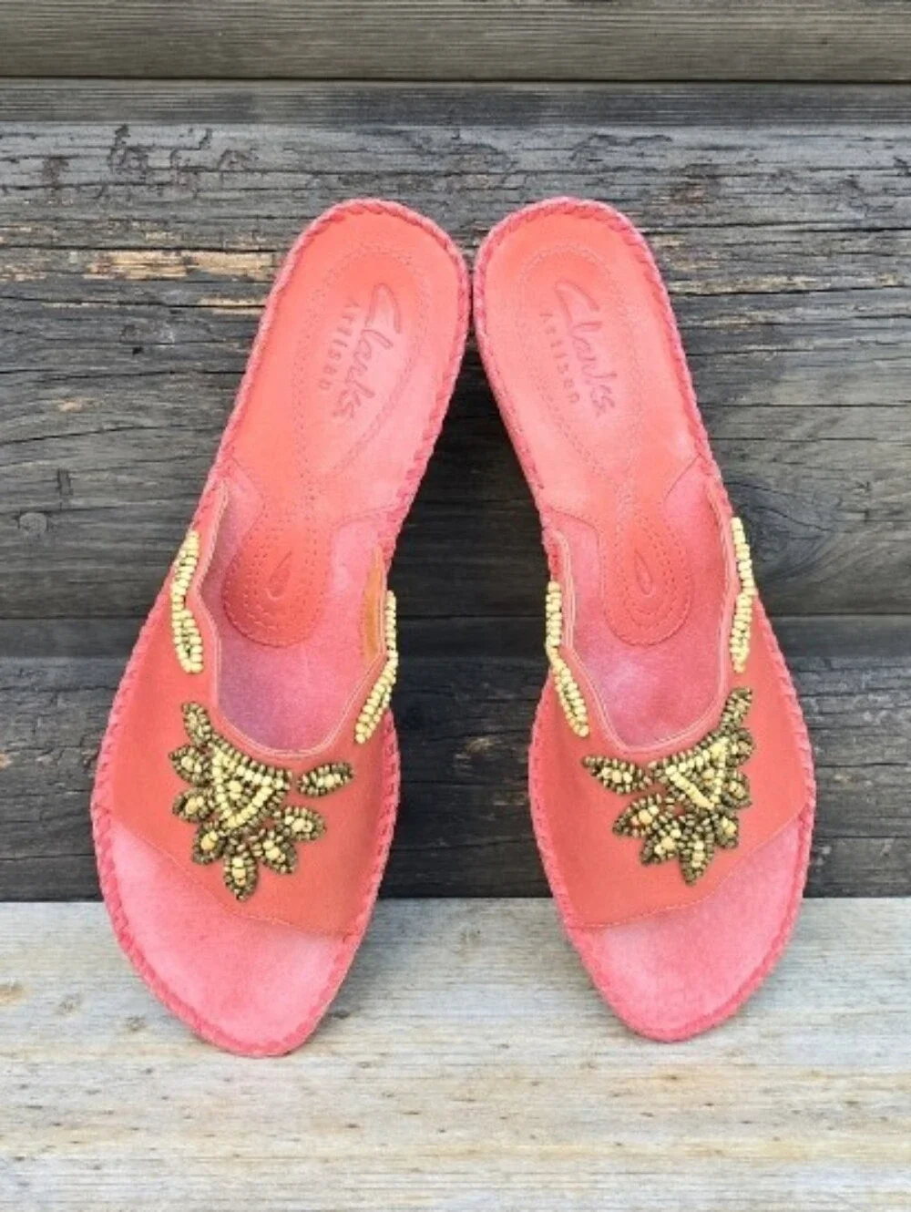 Clarks Artisan NEW Empress Y2K Coastal Boho Coral Beaded Wedge Slide Sandals 7M